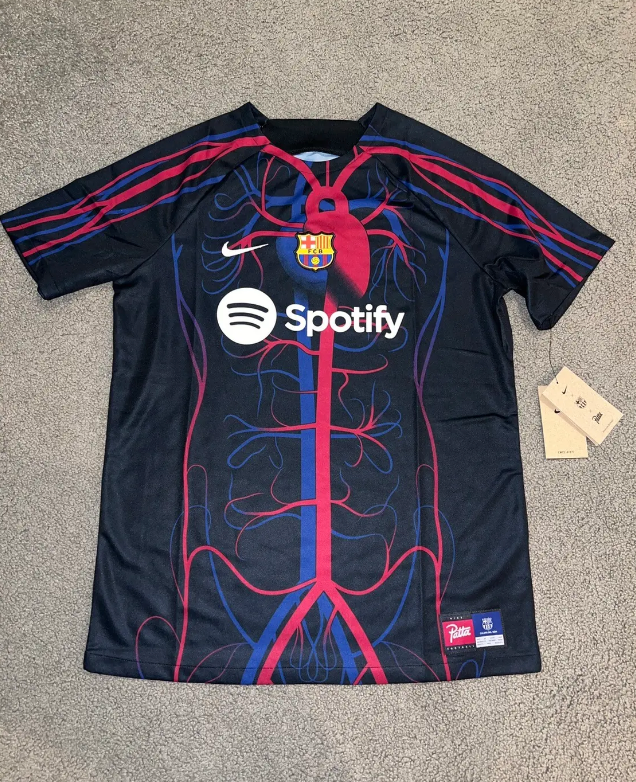 Barcelona Barca X Patta ( heart and veins )Special edition