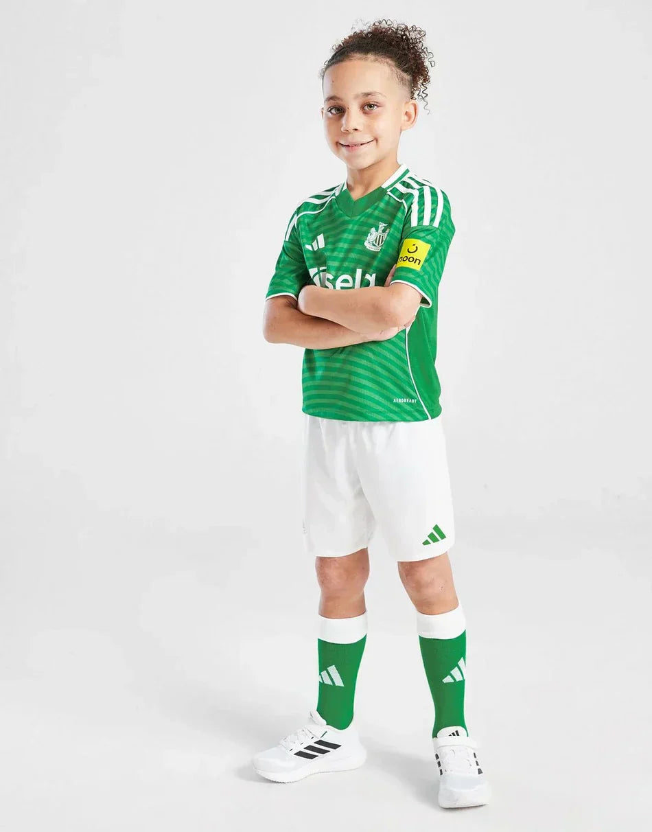 Newcastle United 2025/26 Away Kit – Kids
